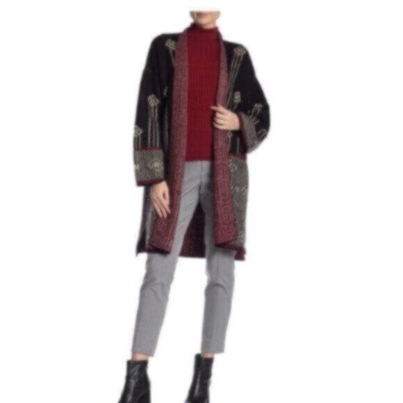 NWT Vertigo Black & Red Geo Printed Warm Comfy Cozy Casual Sweater Coat Large - Picture 1 of 6